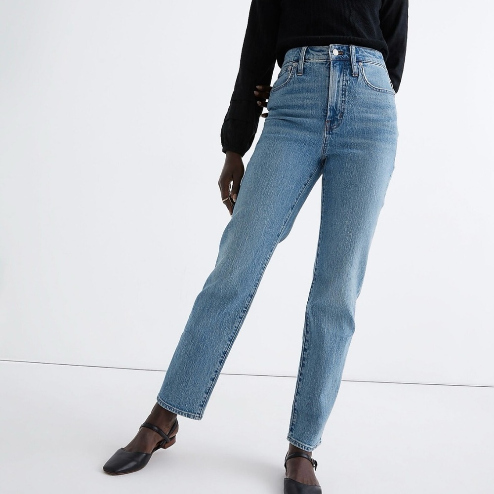 Madewell The Curvy Perfect Vintage Straight Jean in Hoye Wash